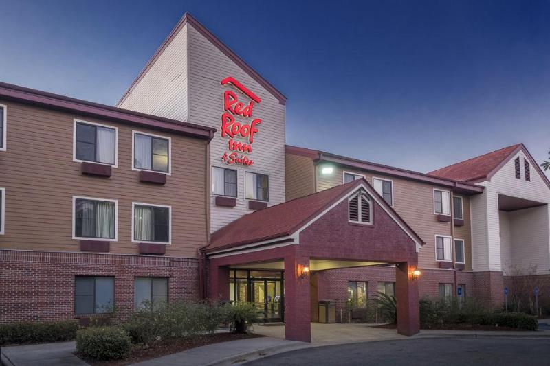 酒店 Red Roof Inn & Suites Savannah Airport