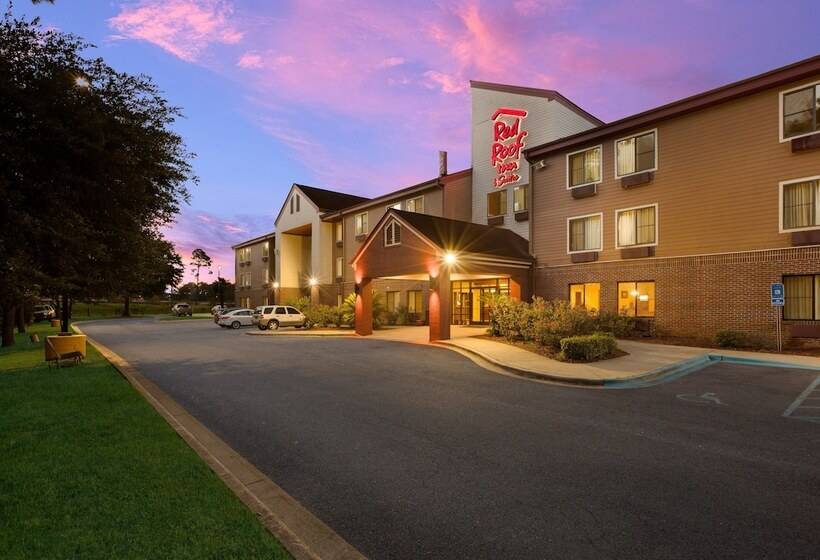 酒店 Red Roof Inn & Suites Savannah Airport