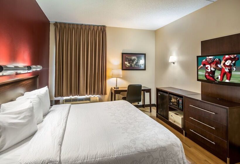 Отель Red Roof Inn Plus+ South Deerfield   Amherst