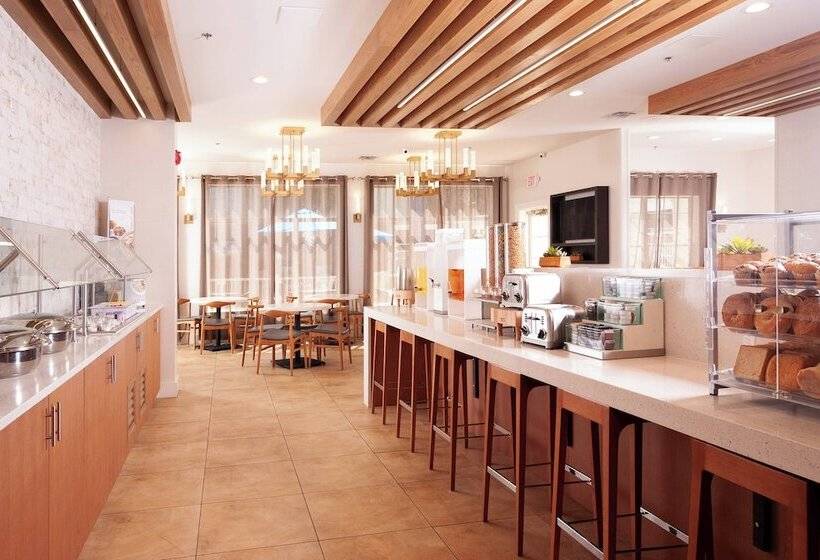 هتل Residence Inn Charleston Riverview