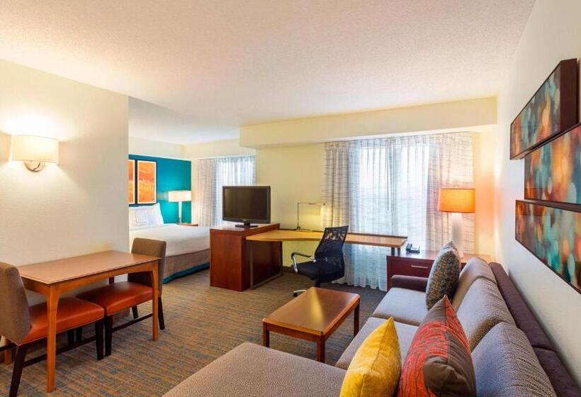 هتل Residence Inn Louisville Northeast