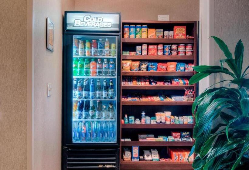 هتل Residence Inn By Marriott Wilmington Landfall