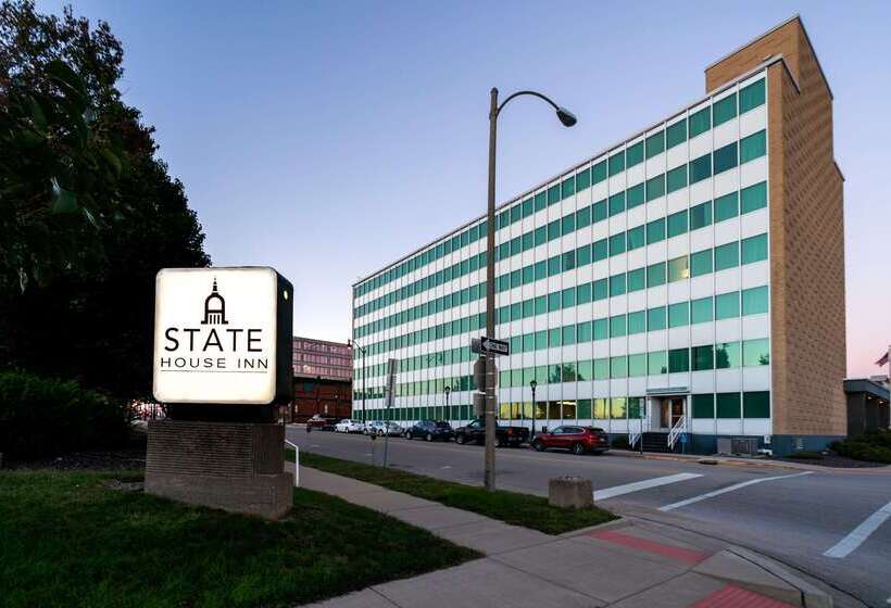 هتل State House Inn