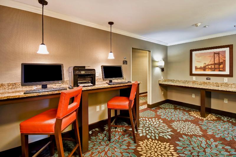 هتل Staybridge Suites Middleton/madison West, An Ihg