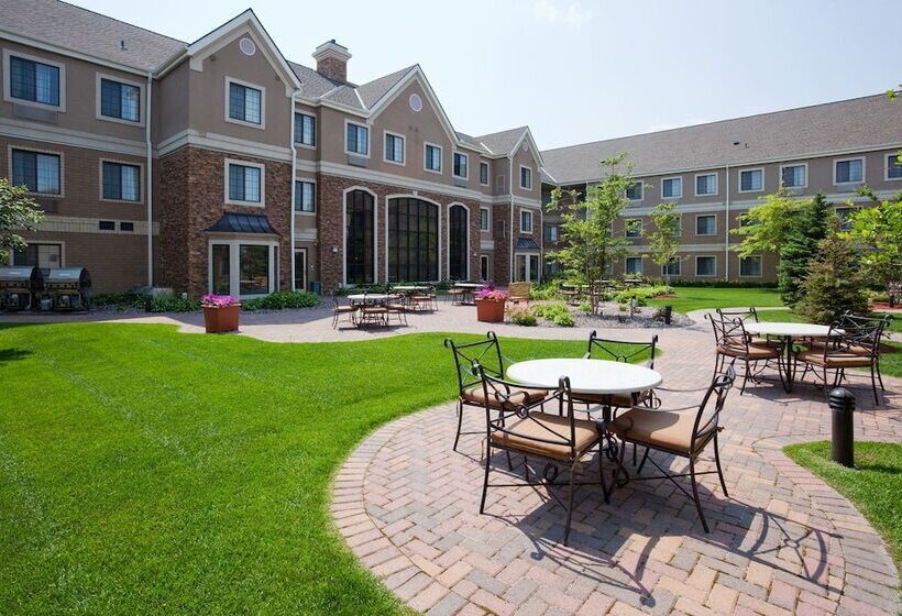 ホテル Staybridge Suites Minneapolis Maple Grove, An Ihg
