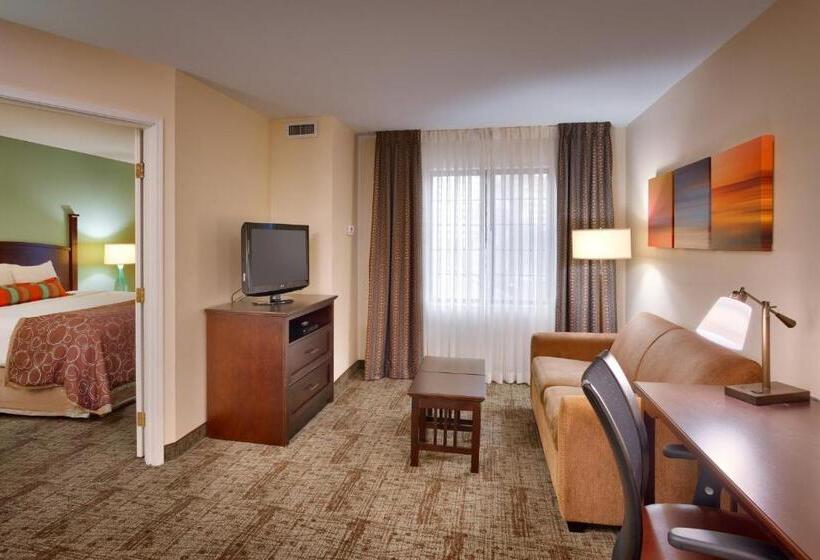 ホテル Staybridge Suites Peoria Downtown, An Ihg