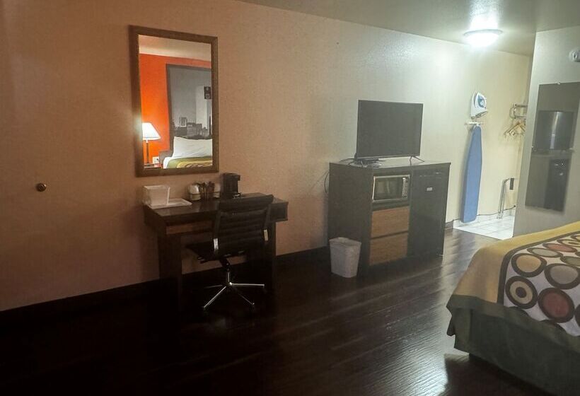 酒店 Super 8 By Wyndham Giddings