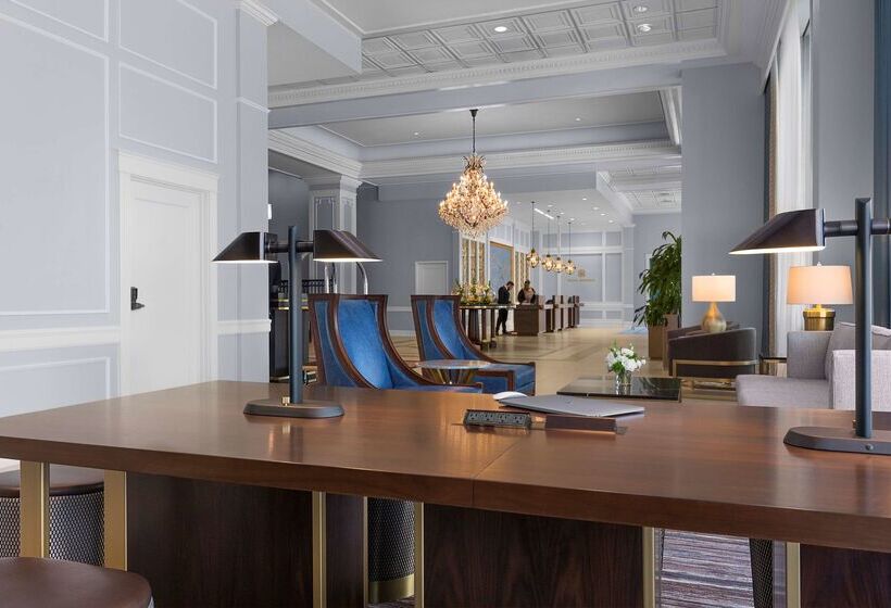 هتل The Royal Sonesta Chase Park Plaza St. Louis