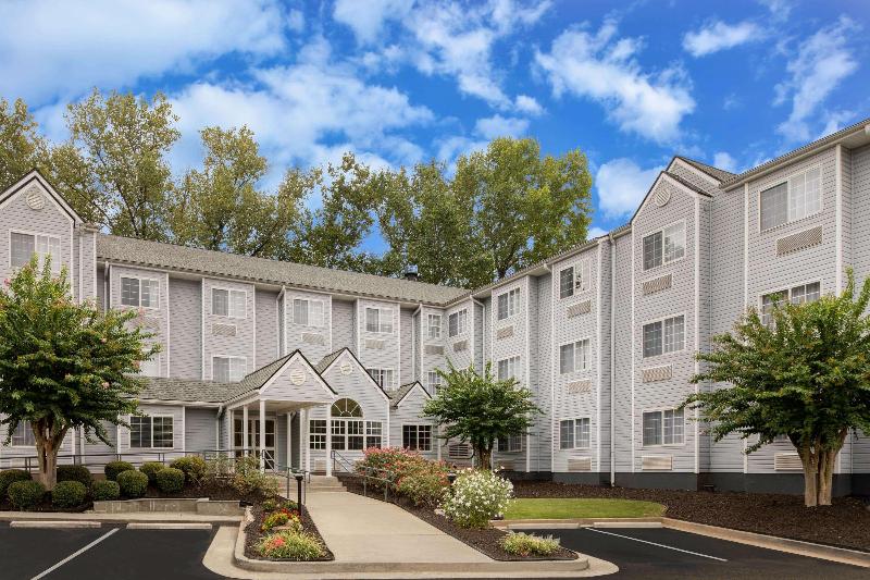 Microtel Inn & Suites By Wyndham Atlanta Buckhead Area