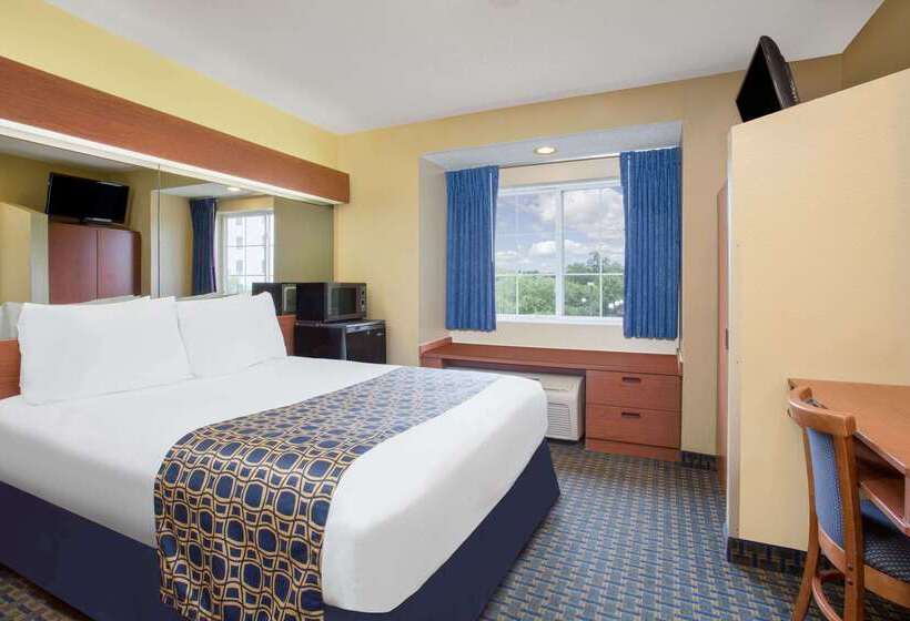 Microtel Inn & Suites By Wyndham Leesburg/mt Dora