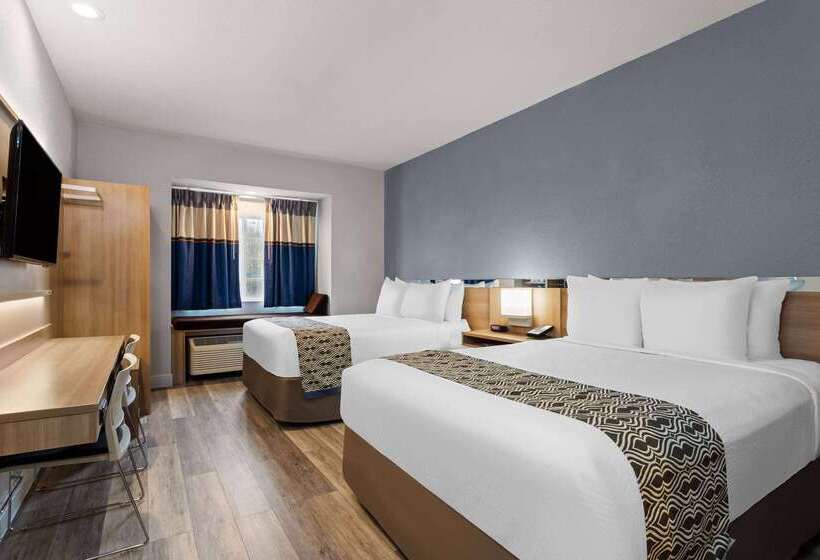 Microtel Inn And Suites   Zephyrhills