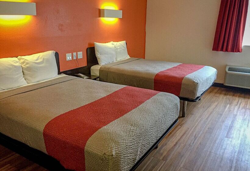Motel 6 Woodway, Tx