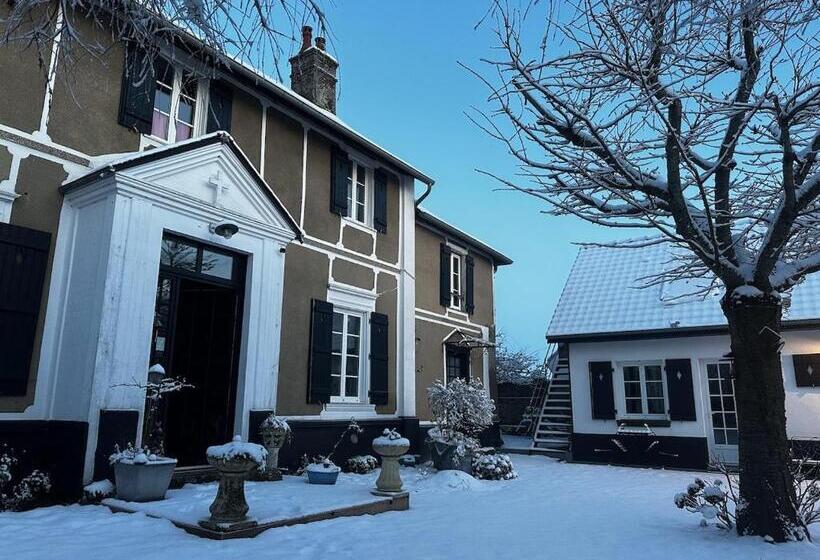 住宿加早餐  Au Presbytère De Saigneville