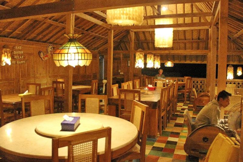 ベッドアンドブレックファースト Desa Limasan Resort