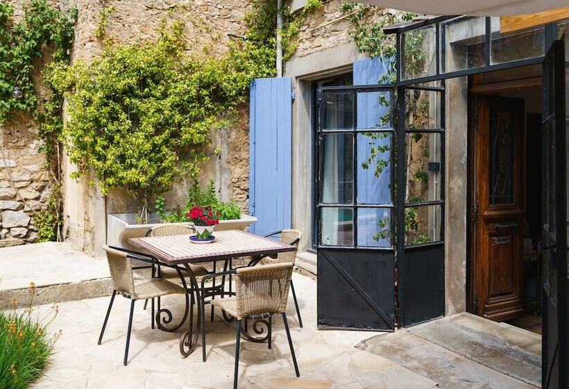 ベッドアンドブレックファースト Logement Onze  Chambres&gîtes