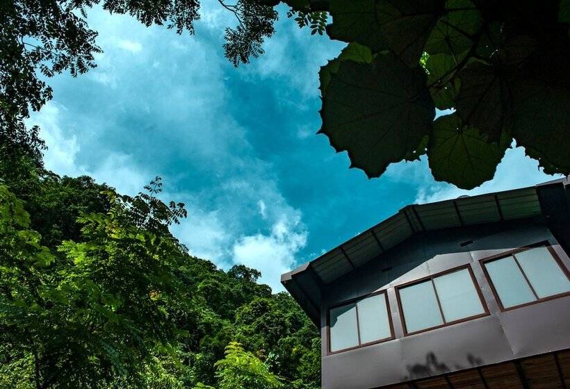 酒店 Haut Monde Hill Stream Resort And Spa