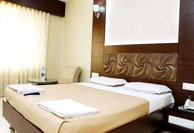 호텔 Iroomz Vaishali Residency