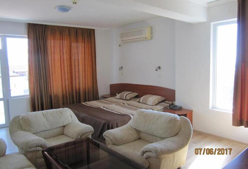 Отель Night Panorama