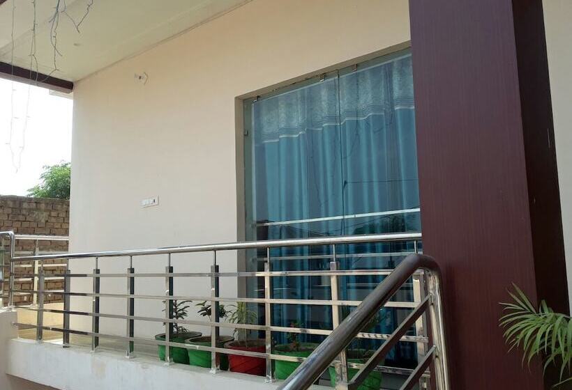 فندق The Atulyam