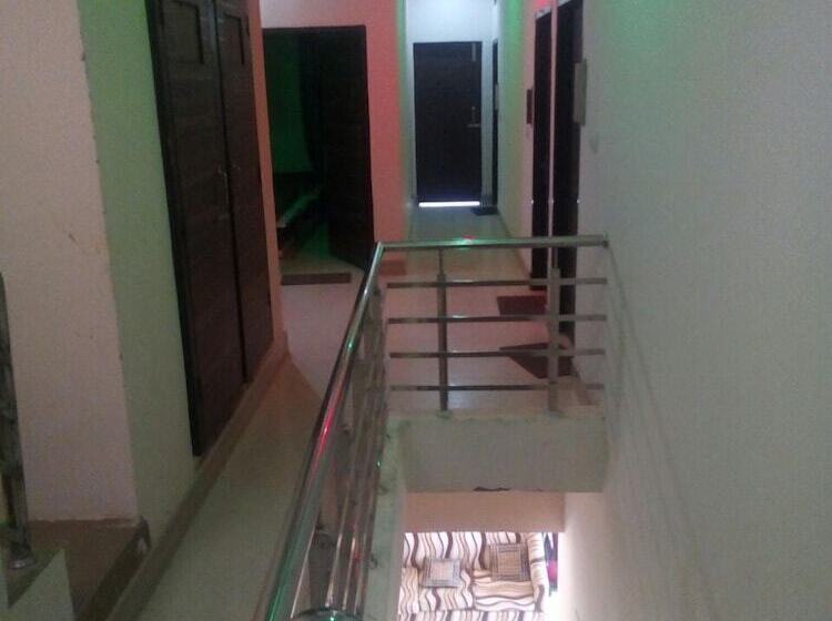 فندق The Atulyam