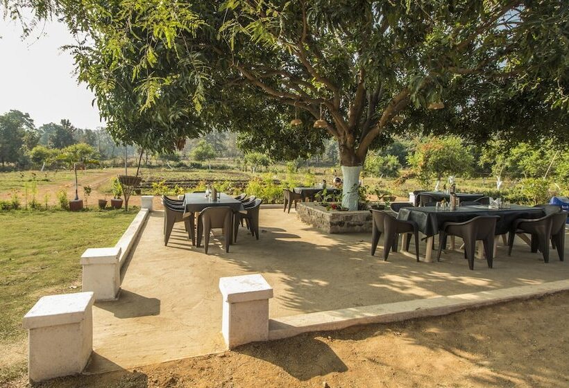 ホテル Wow Stayz2 Pachmarhi Foothill Cottages