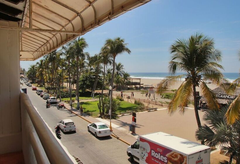 هتل Bungalows Acuario