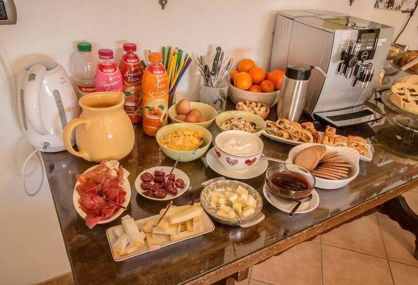 بنسيون Lo Verdzé Di Torgnon