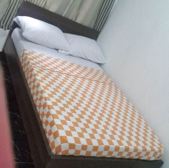 פנסיון Mac P Guesthouse