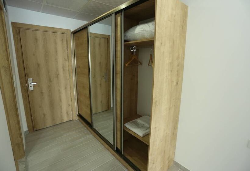 Rota 17 Otel