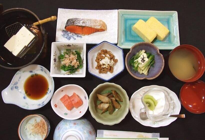 ريوكان Akakura Onsen Izumiso