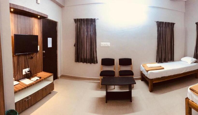旅馆 Sharada Residency