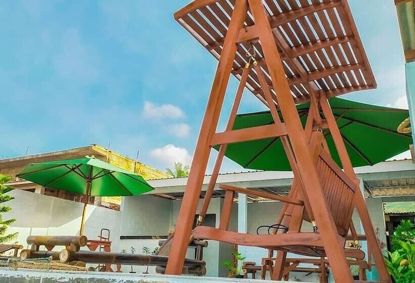 مبيت وإفطار Homestay Jsku Karimunjawa