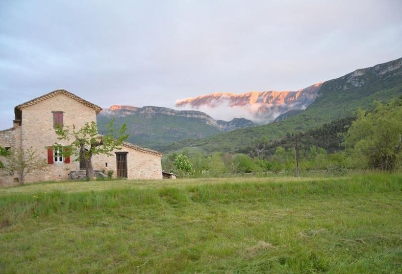 צימר Saint Antonin Chambre D Hotes