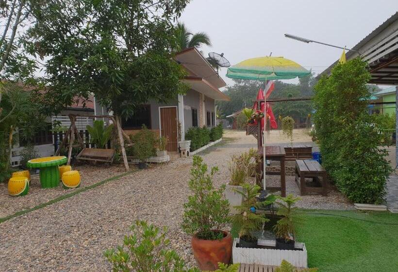 ホテル บ้านหมอบิวรีสอร์ทเชียงคาน Baanmhorbiwresortchiangkhan