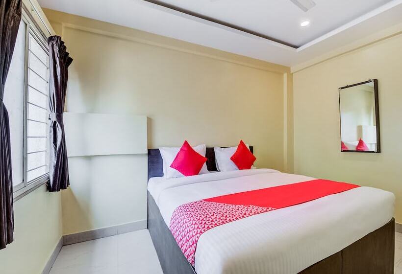 فندق Amrut Executive By Oyo Rooms