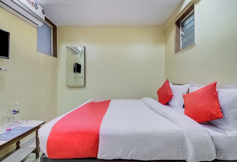 فندق Amrut Executive By Oyo Rooms