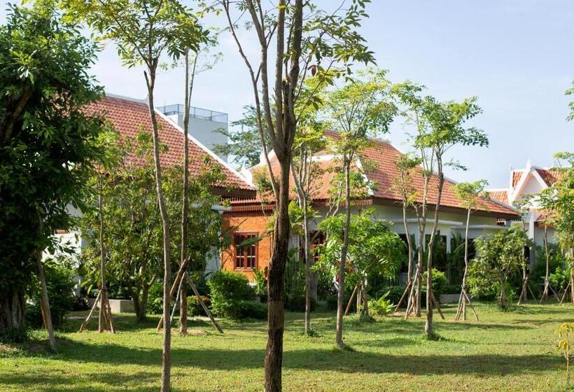 בית מלון כפרי Angkor Privilege Resort & Spa
