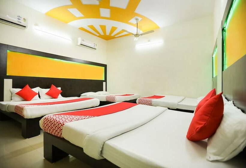 فندق Azad Garden By Oyo Rooms