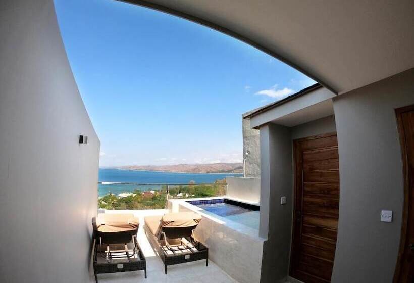فندق Bukit Pool Suites