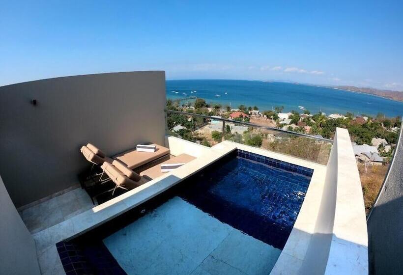 فندق Bukit Pool Suites