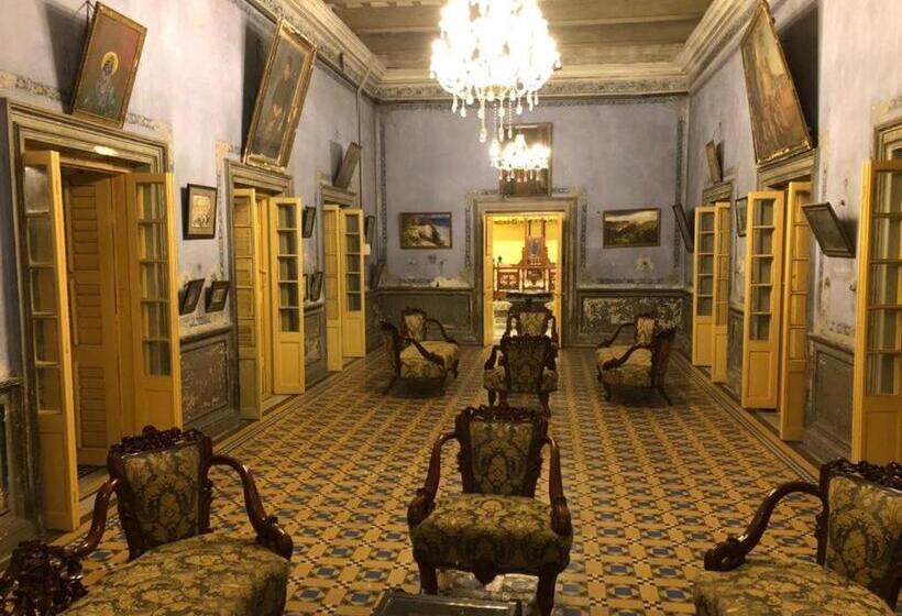 בית מלון כפרי Cossimbazar Palace Of The Roys