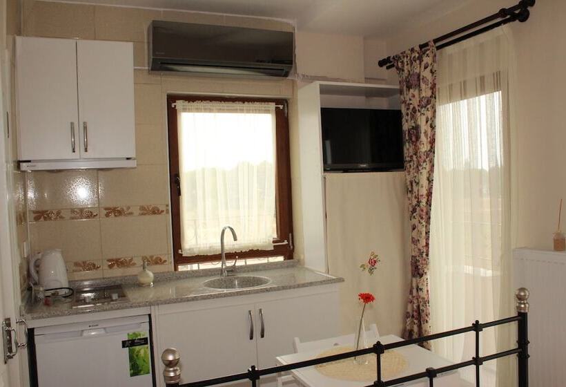 هتل Ede Apart