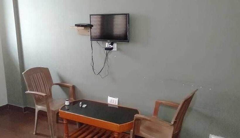 酒店 Iroomz Shivaratna Palace