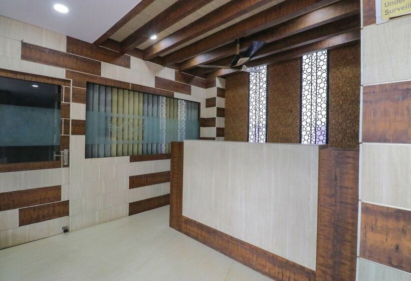 فندق J J Residency By Oyo Rooms