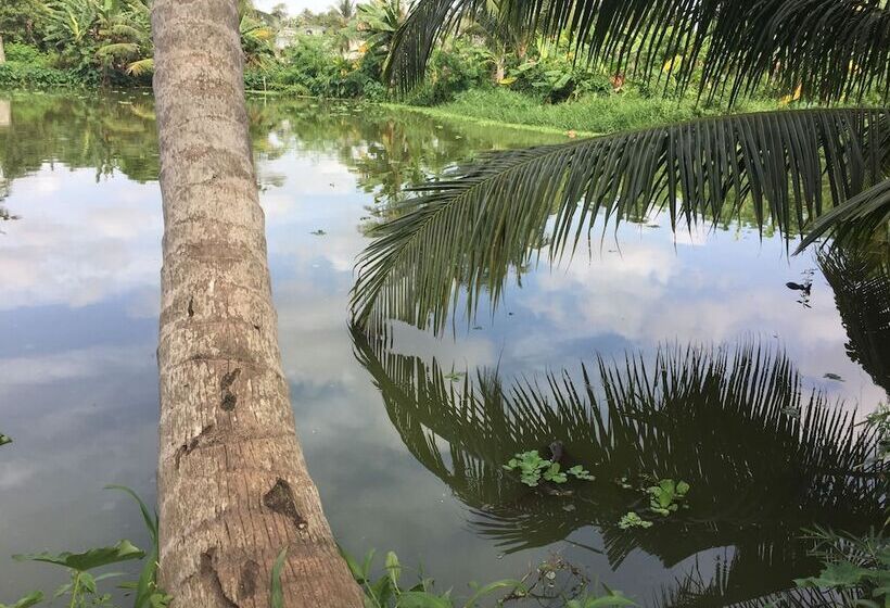 Отель Lake Garden Villa   Kelaniya