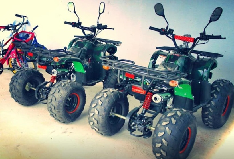 בית מלון כפרי Lake Scene Resort