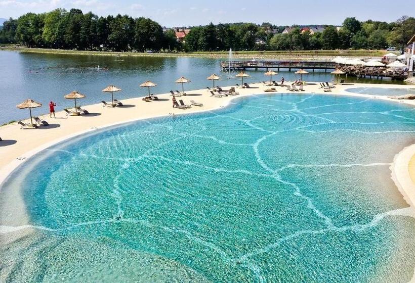 ホテル Molo Resort