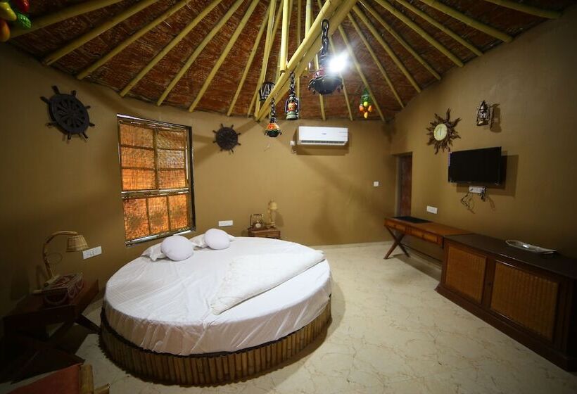 فندق Natraj & Resort