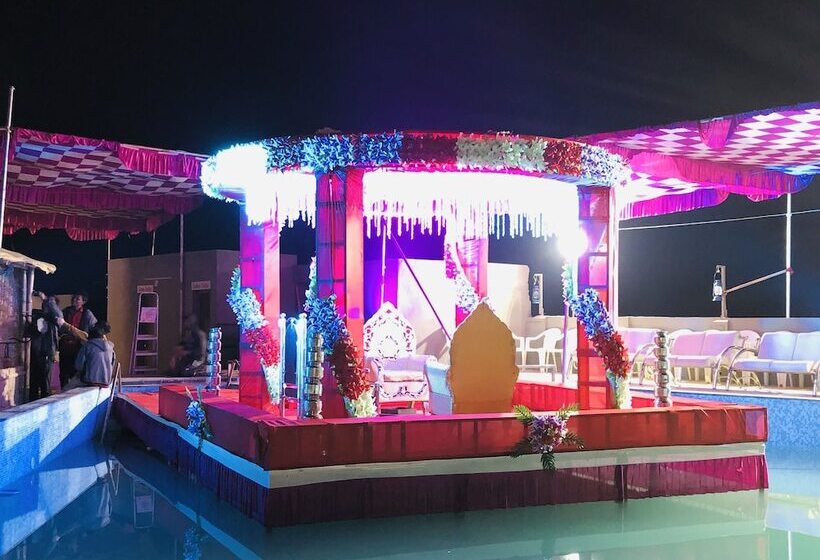 فندق Natraj & Resort