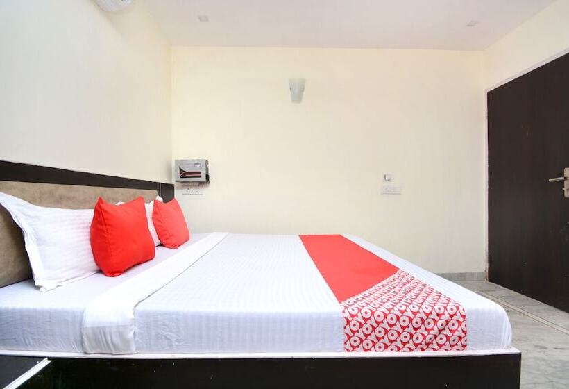فندق Nirvana Cottages By Oyo Rooms